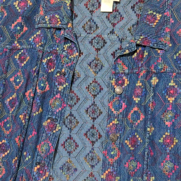 Colorful Patterned Jacket - Picture 4 of 5